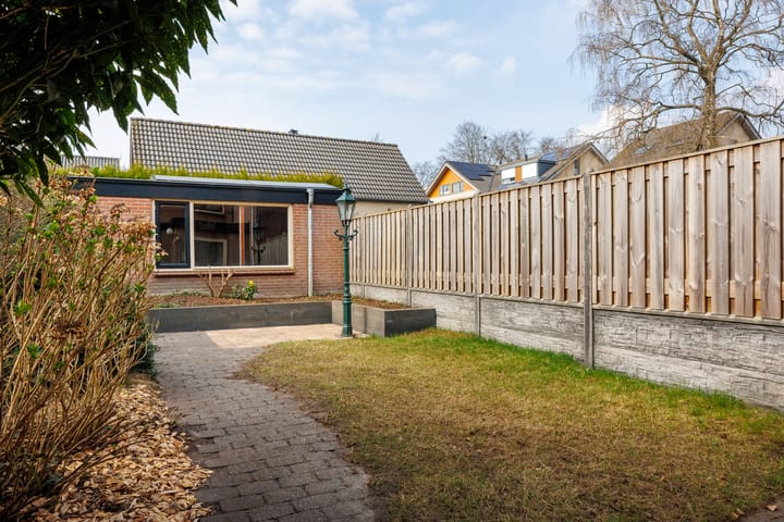 Foto 3 van Halfeiken 3