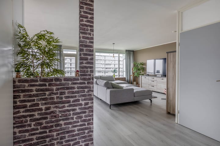 Foto 13 van Frederik van Eedenplaats 241