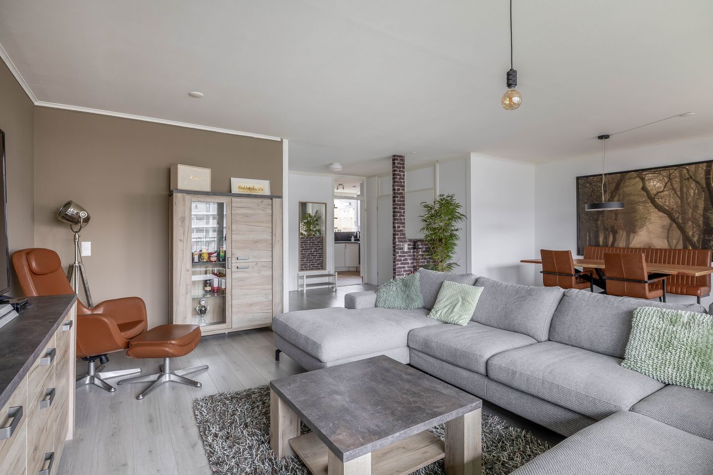 Foto 19 van Frederik van Eedenplaats 241