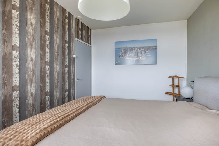 Foto 21 van Frederik van Eedenplaats 241