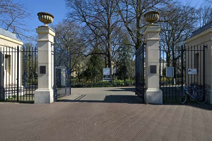 Photo 24 of Vondelstraat 115