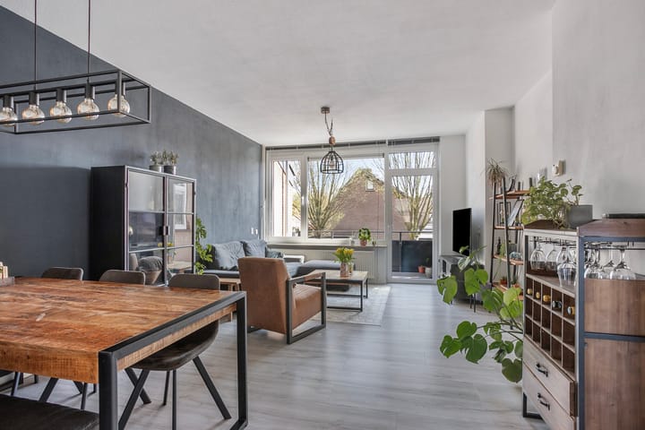 Foto 2 van Schout de Wagenerstraat 8