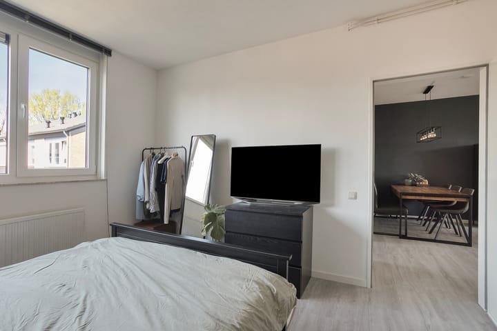 Foto 17 van Schout de Wagenerstraat 8