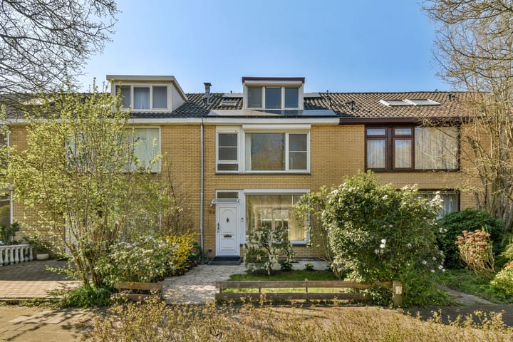 Foto 1 van Oostelijk Halfrond 50