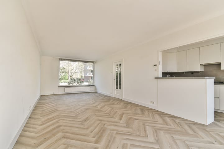 Foto 5 van Oostelijk Halfrond 50