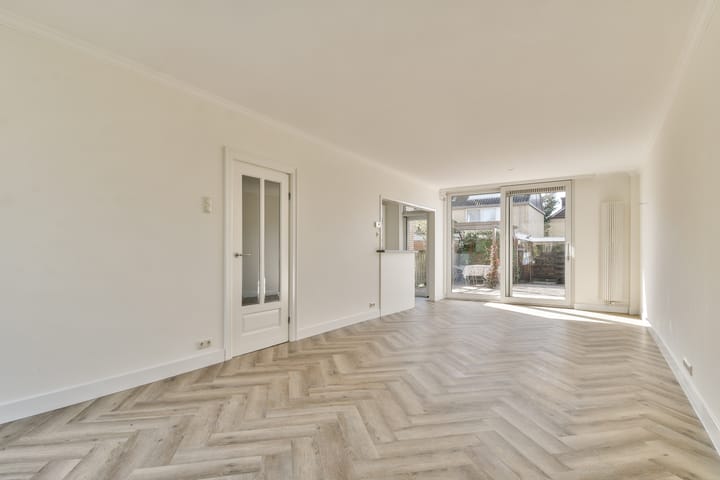 Foto 6 van Oostelijk Halfrond 50