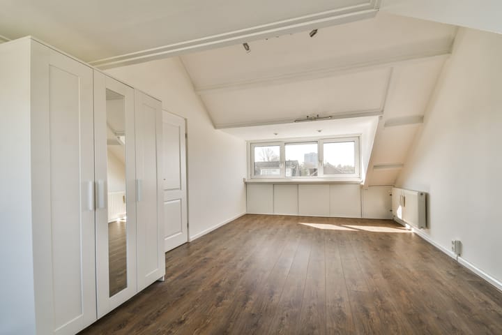 Foto 26 van Oostelijk Halfrond 50