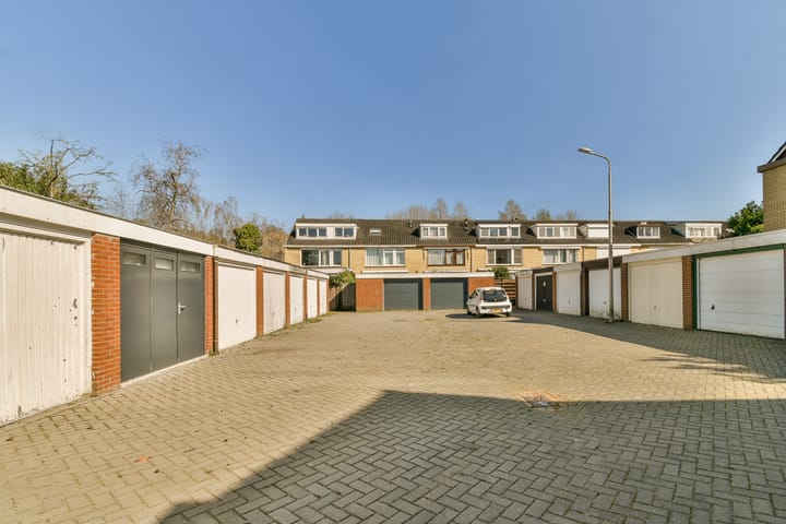 Foto 31 van Oostelijk Halfrond 50