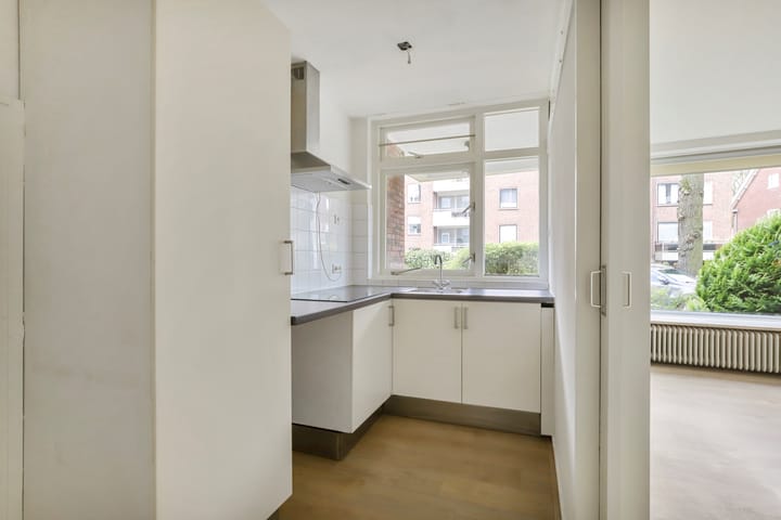 Photo 9 of Biesdelselaan 2-C