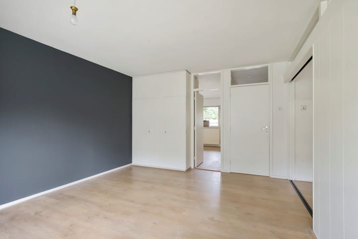 Photo 11 of Biesdelselaan 2-C