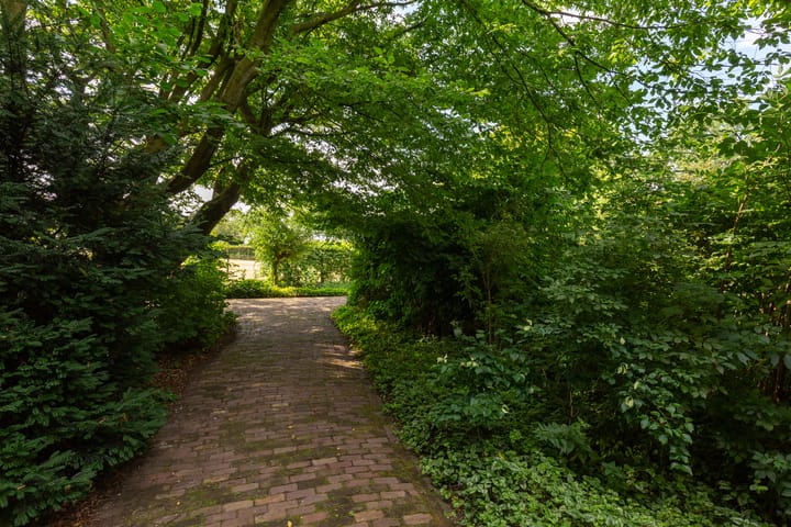 Photo 50 of Noorderuitweg 9