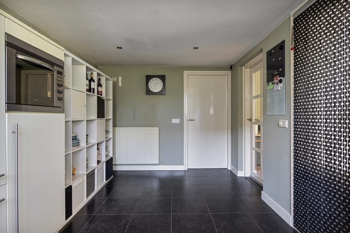 Photo 13 of Wetering 24