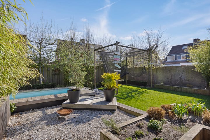 Photo 37 of Wetering 24