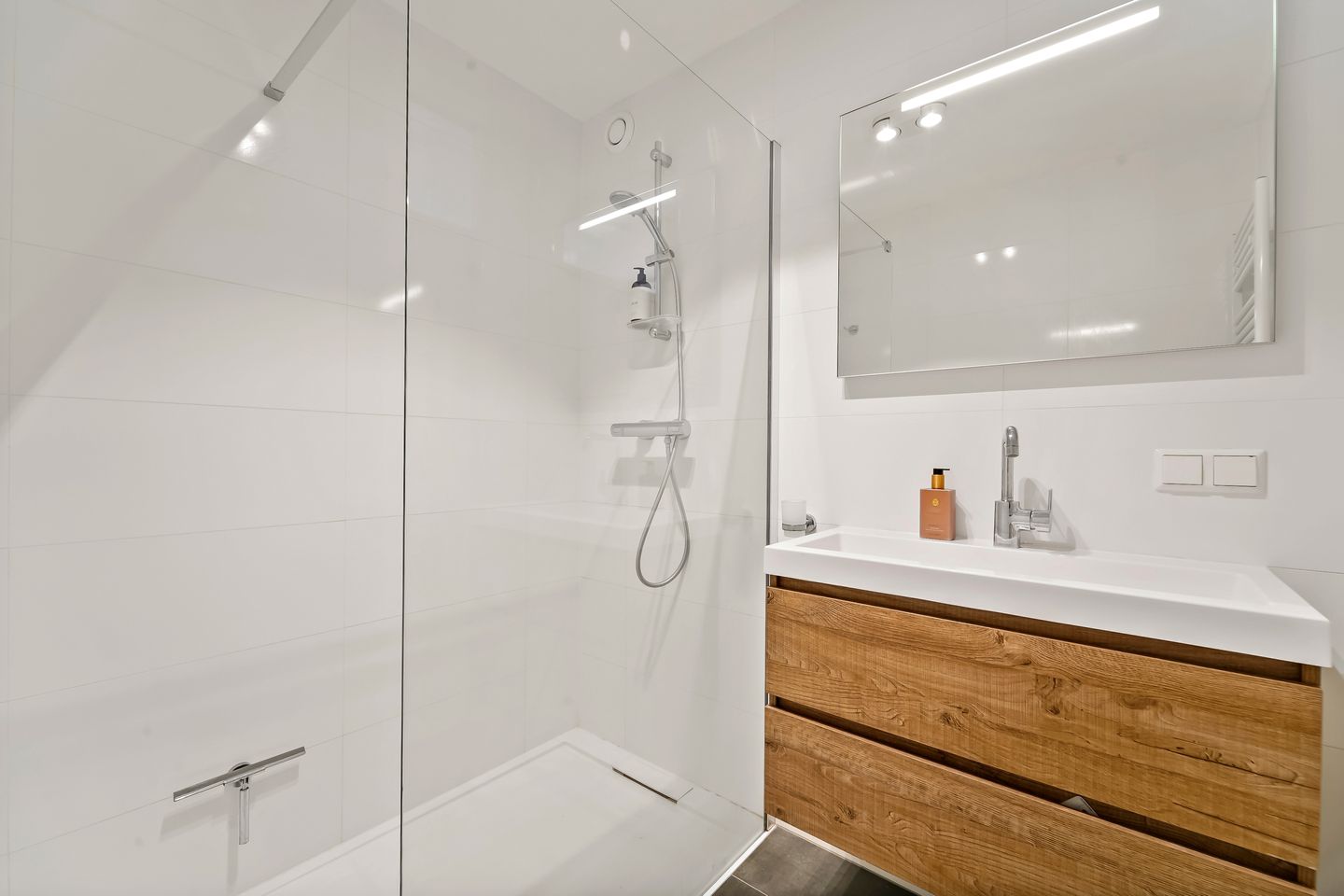 Foto 4 van Cornelis Houtmanstraat 5