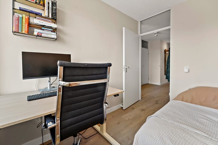 Photo 23 of Cornelis Houtmanstraat 5