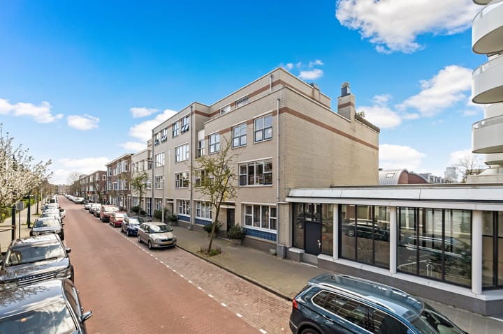 Photo 32 of Cornelis Houtmanstraat 5