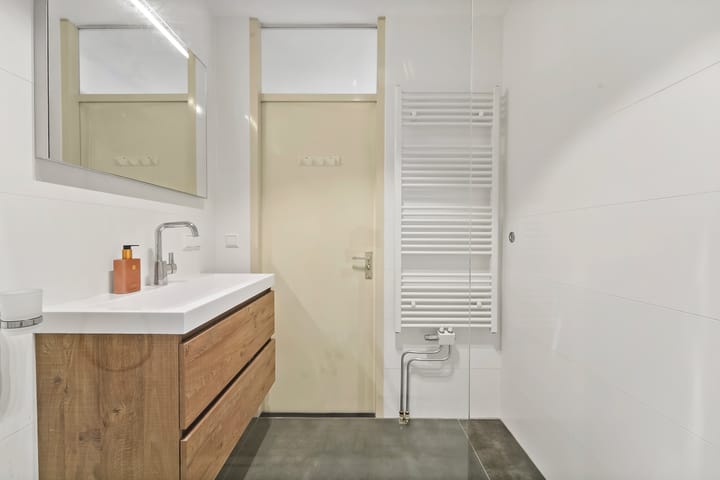 Photo 20 of Cornelis Houtmanstraat 5