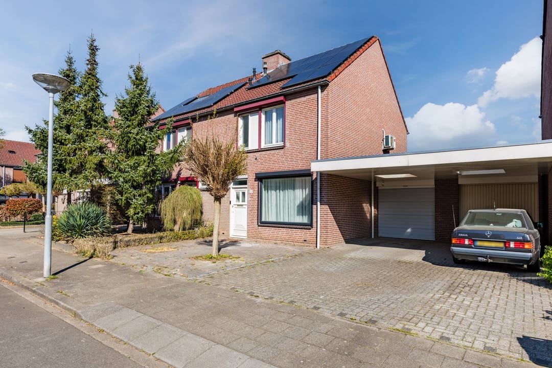 Foto 2 van Mahoniestraat 12