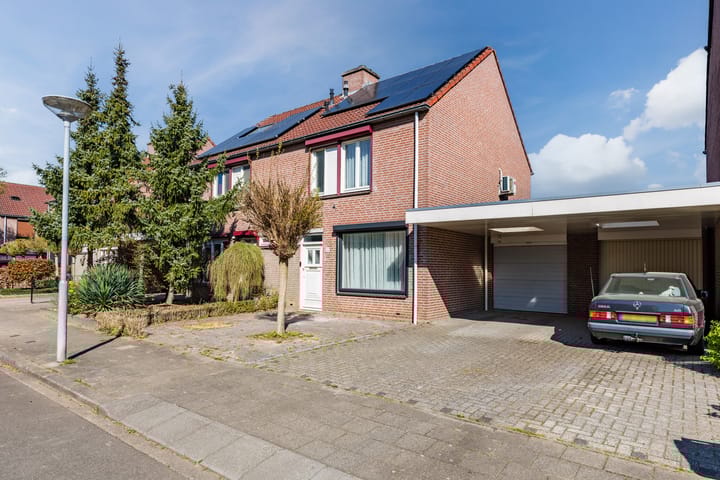 Foto 2 van Mahoniestraat 12