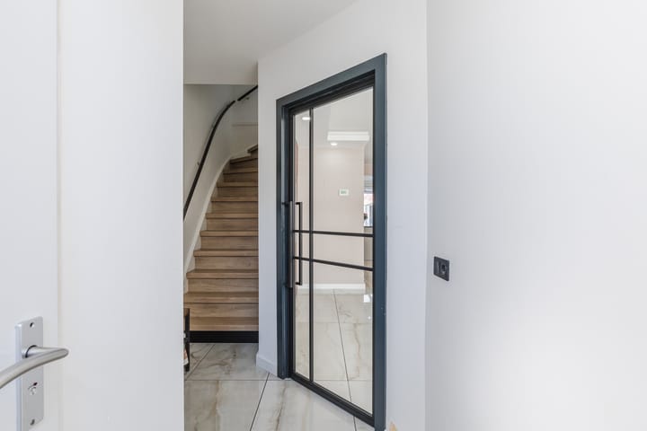 Foto 4 van Mahoniestraat 12