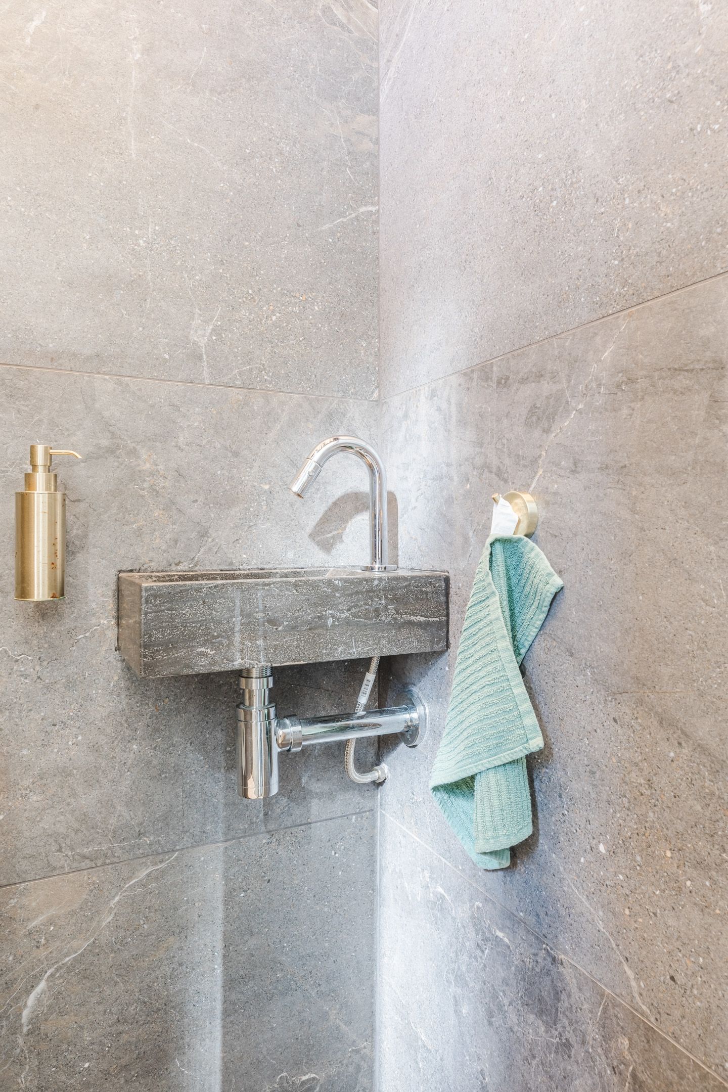 Foto 6 van Mahoniestraat 12