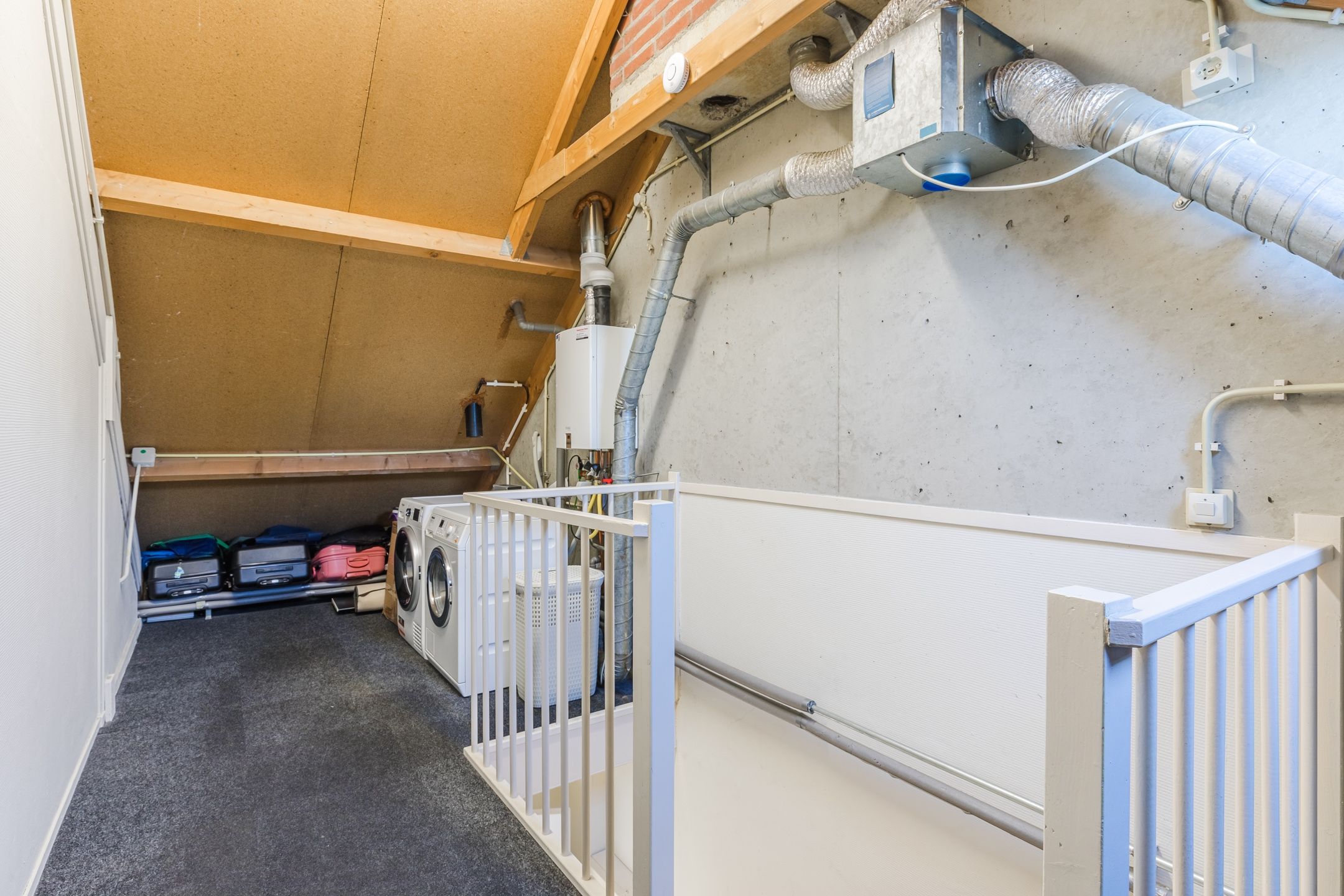 Foto 30 van Mahoniestraat 12