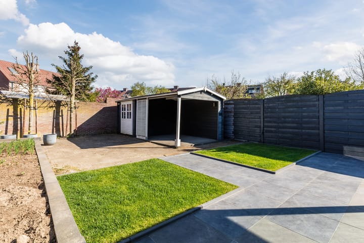 Foto 35 van Mahoniestraat 12