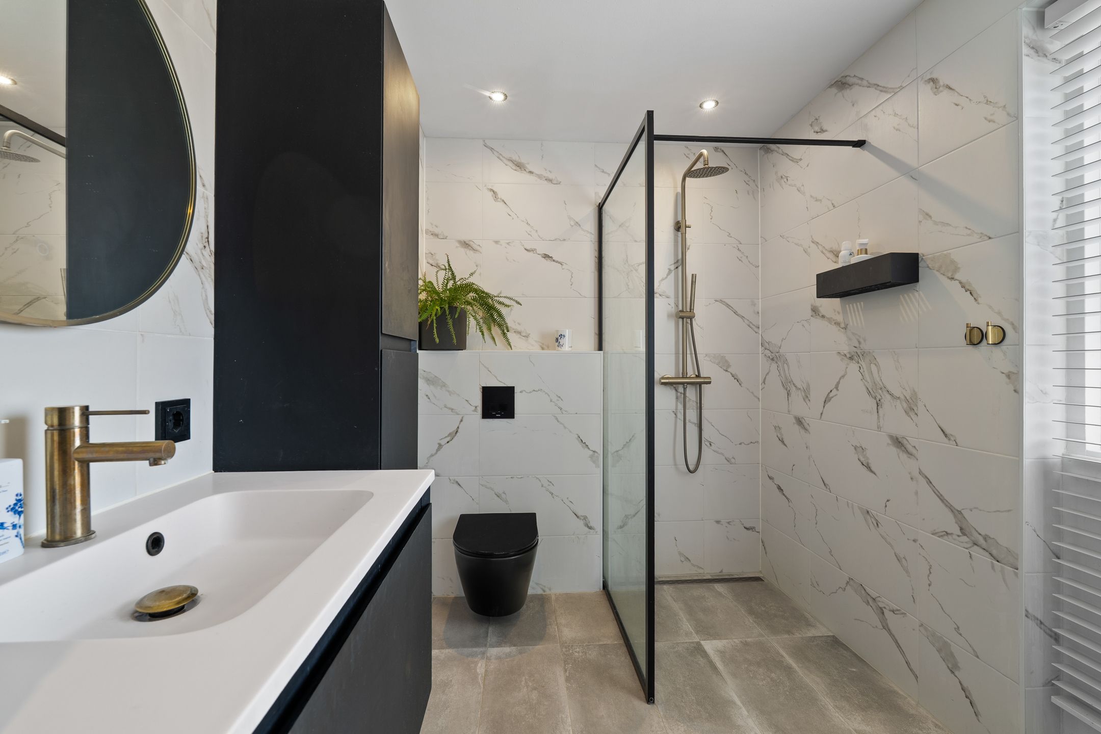 Foto 3 van Witte de Withstraat 1