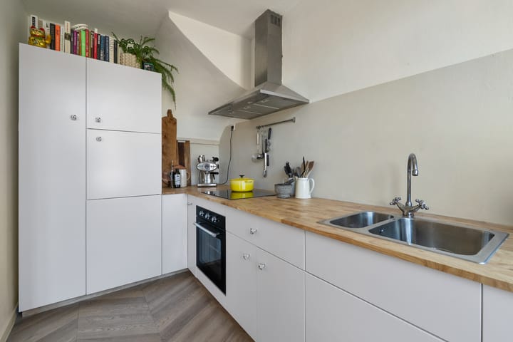 Foto 21 van Witte de Withstraat 1