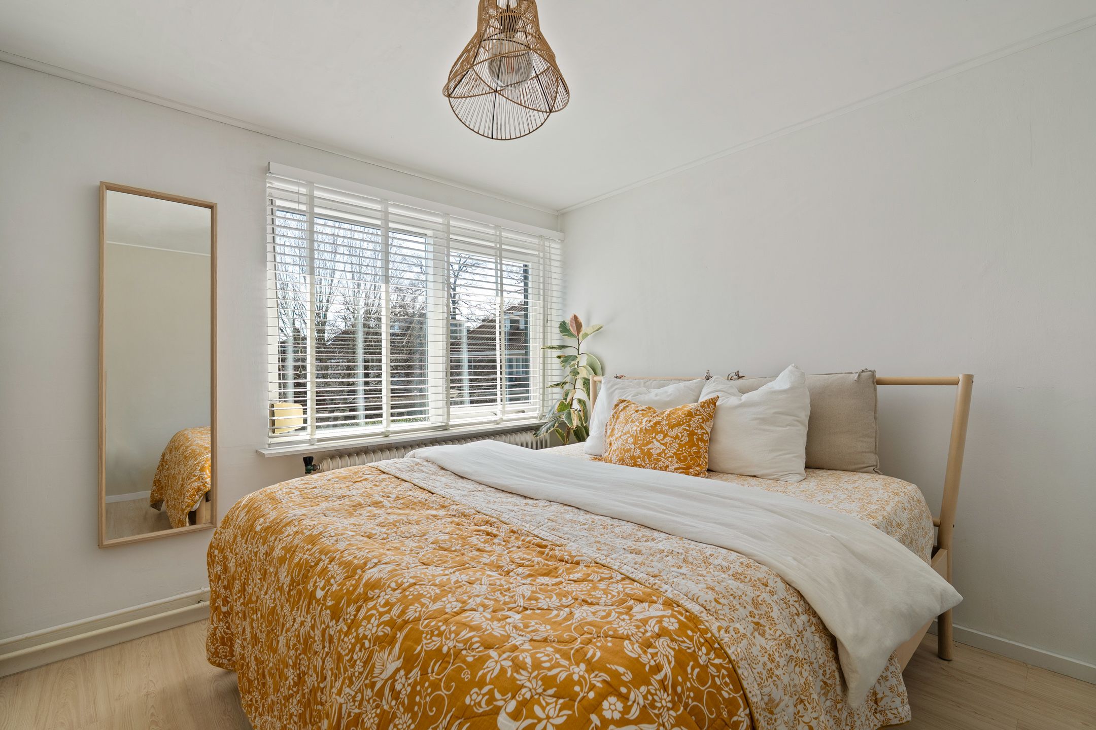 Foto 27 van Witte de Withstraat 1