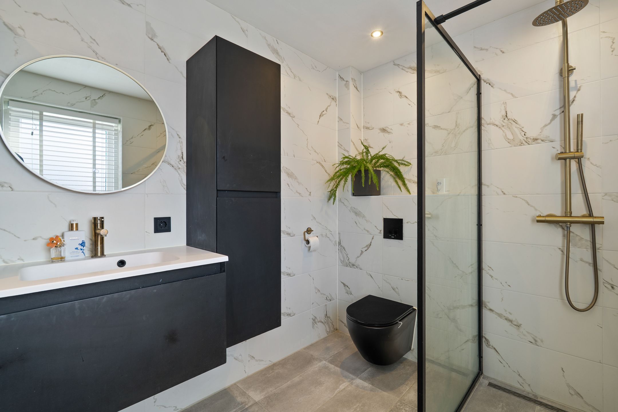 Foto 30 van Witte de Withstraat 1