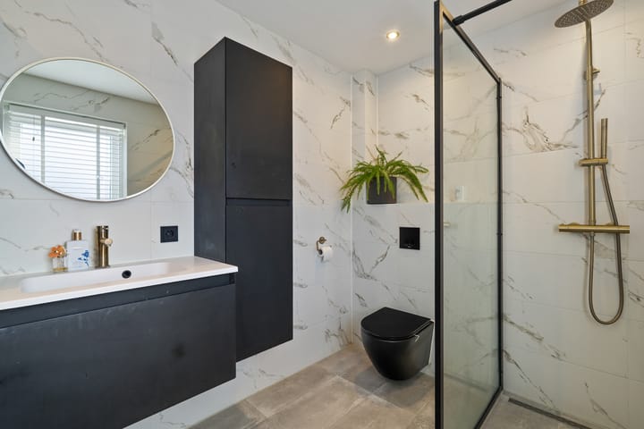 Foto 30 van Witte de Withstraat 1