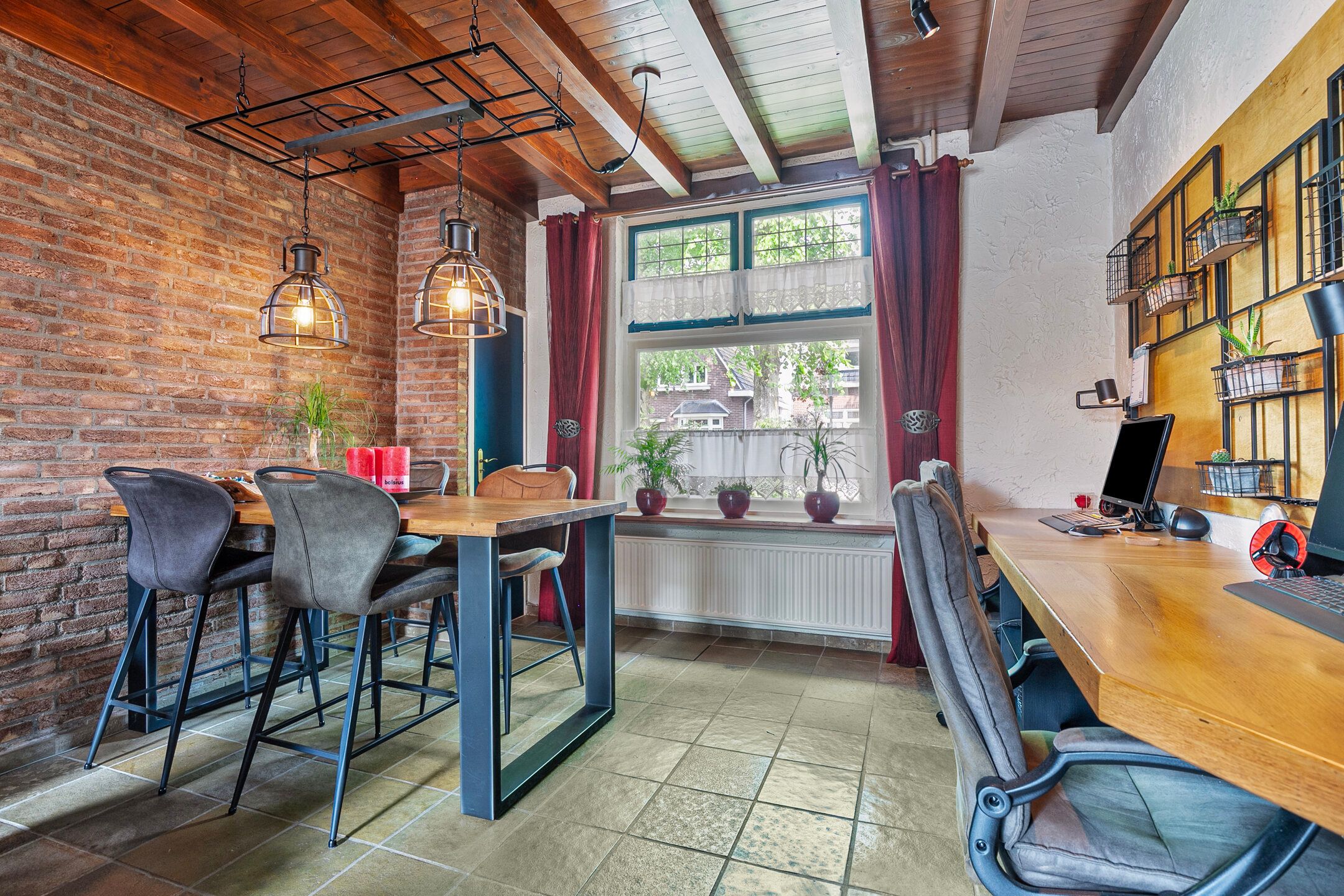 Foto 6 van Burg. van Beckhovenstraat 20