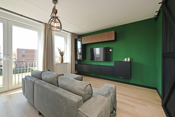 Photo 3 of Begoniatuin 211