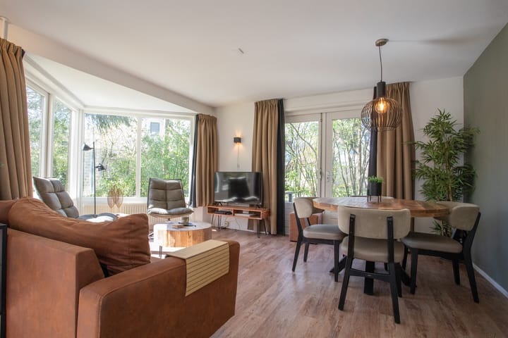 Photo 16 of Valkenlaan 23