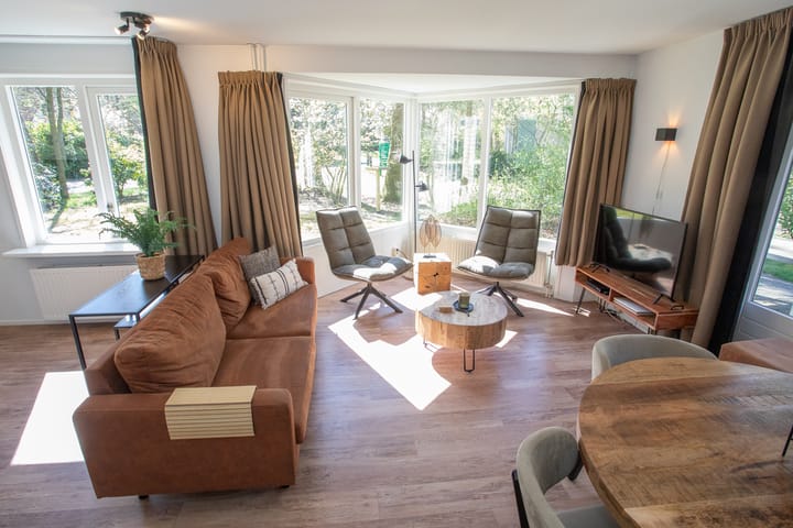 Photo 17 of Valkenlaan 23