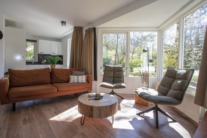 Photo 18 of Valkenlaan 23