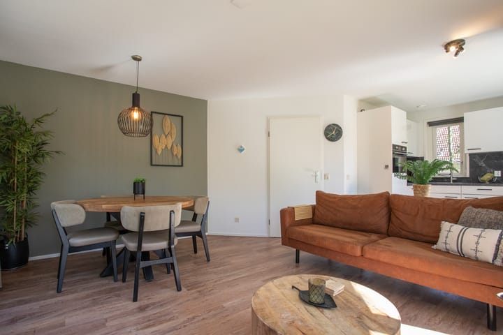 Photo 19 of Valkenlaan 23