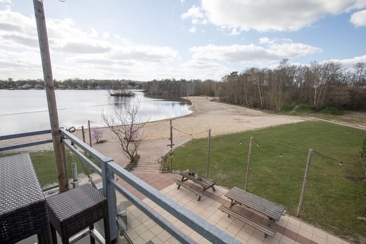 Photo 42 of Valkenlaan 23