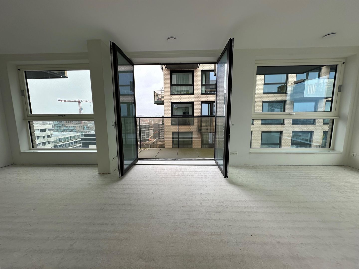 Photo 4 of Grasweg 170