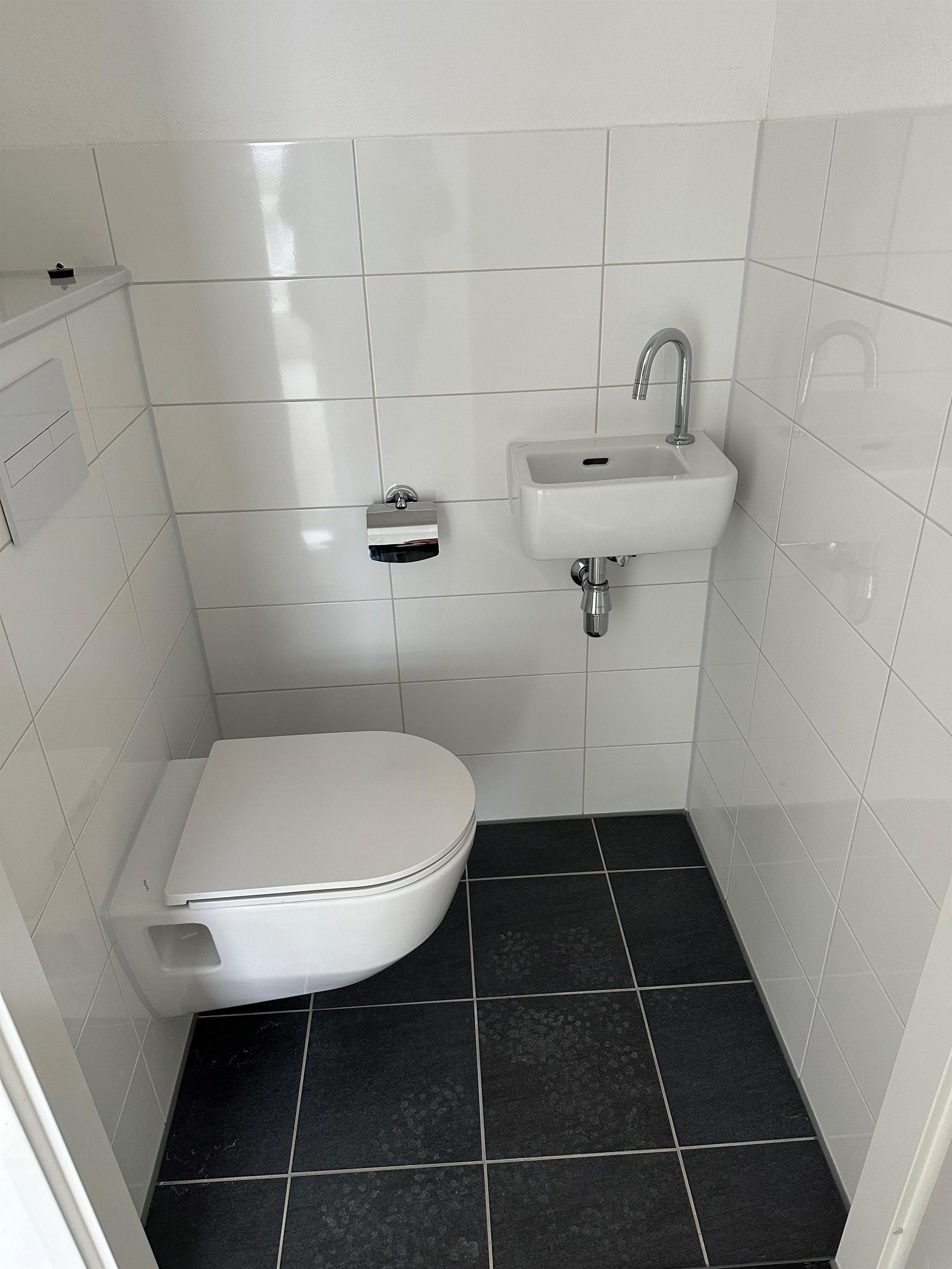 Photo 9 of Grasweg 170