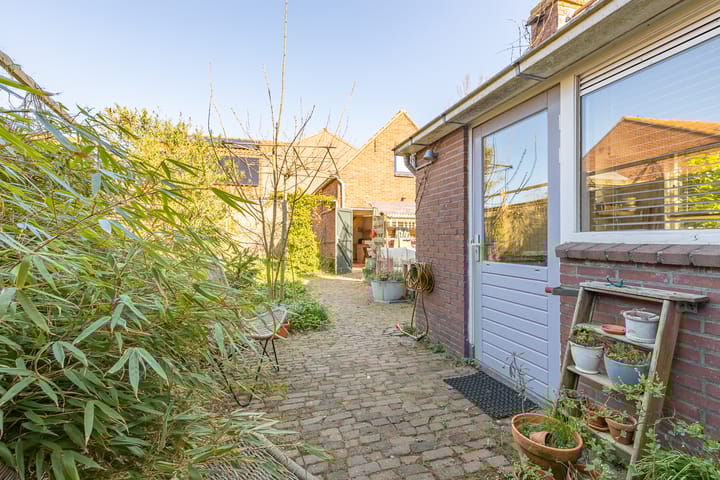 Foto 18 van Ds. van Wouwestraat 26