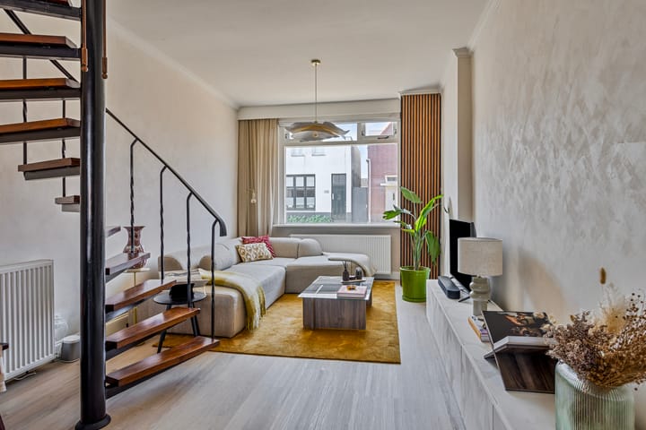 Foto 2 van Burgerhoutsestraat 111