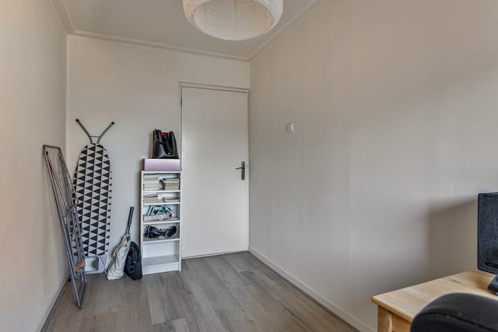 Photo 25 of Burgerhoutsestraat 111