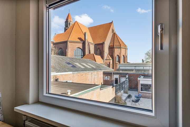 Photo 27 of Burgerhoutsestraat 111