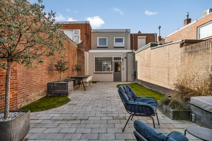 Photo 32 of Burgerhoutsestraat 111