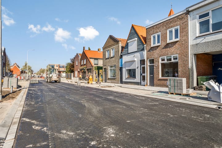 Photo 39 of Burgerhoutsestraat 111