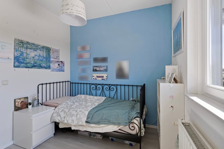 Foto 18 van Vaandrig 12