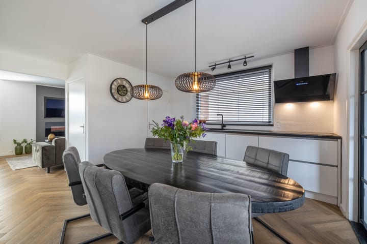 Foto 9 van Vriezenveenseweg 201