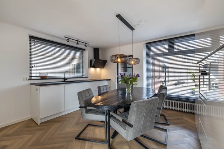 Foto 10 van Vriezenveenseweg 201